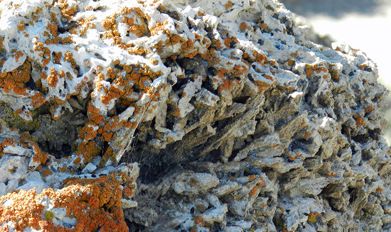 tufasandranolice-age-crystals