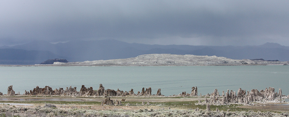 South Tufa, with Negit and Paoha islands and the Bodie Hills beyond. Photo by Erv Nichols.