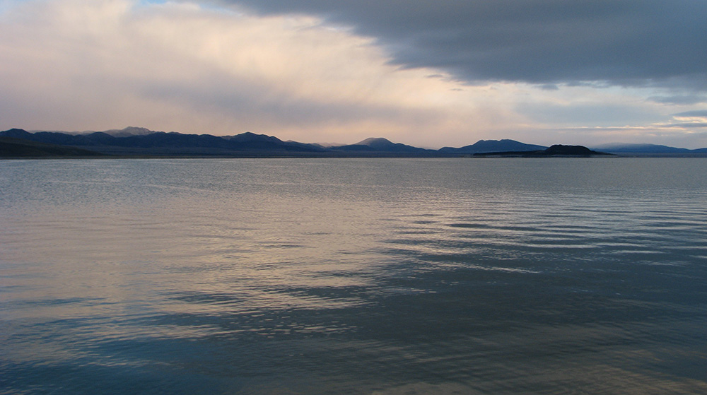 Mono Lake, Negit Island, and the Bodie Hills beyond. Photo by Robbie Di Paolo.